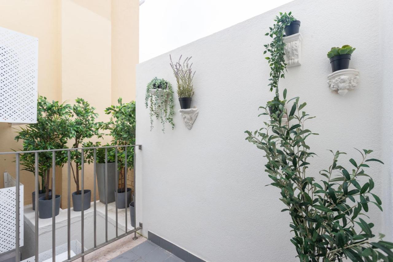 Embaixador Apartments&Suites Lisbona Esterno foto